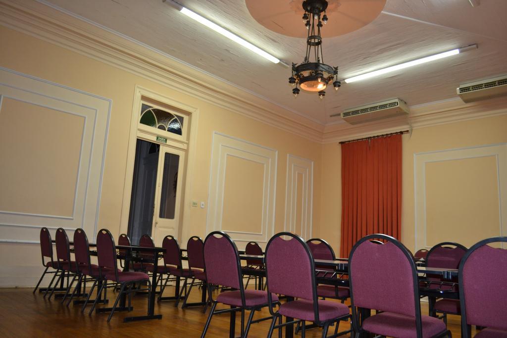 Palace Hotel Кампус-дус-Гойтаказис Экстерьер фото