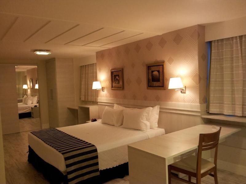 Palace Hotel Кампус-дус-Гойтаказис Экстерьер фото