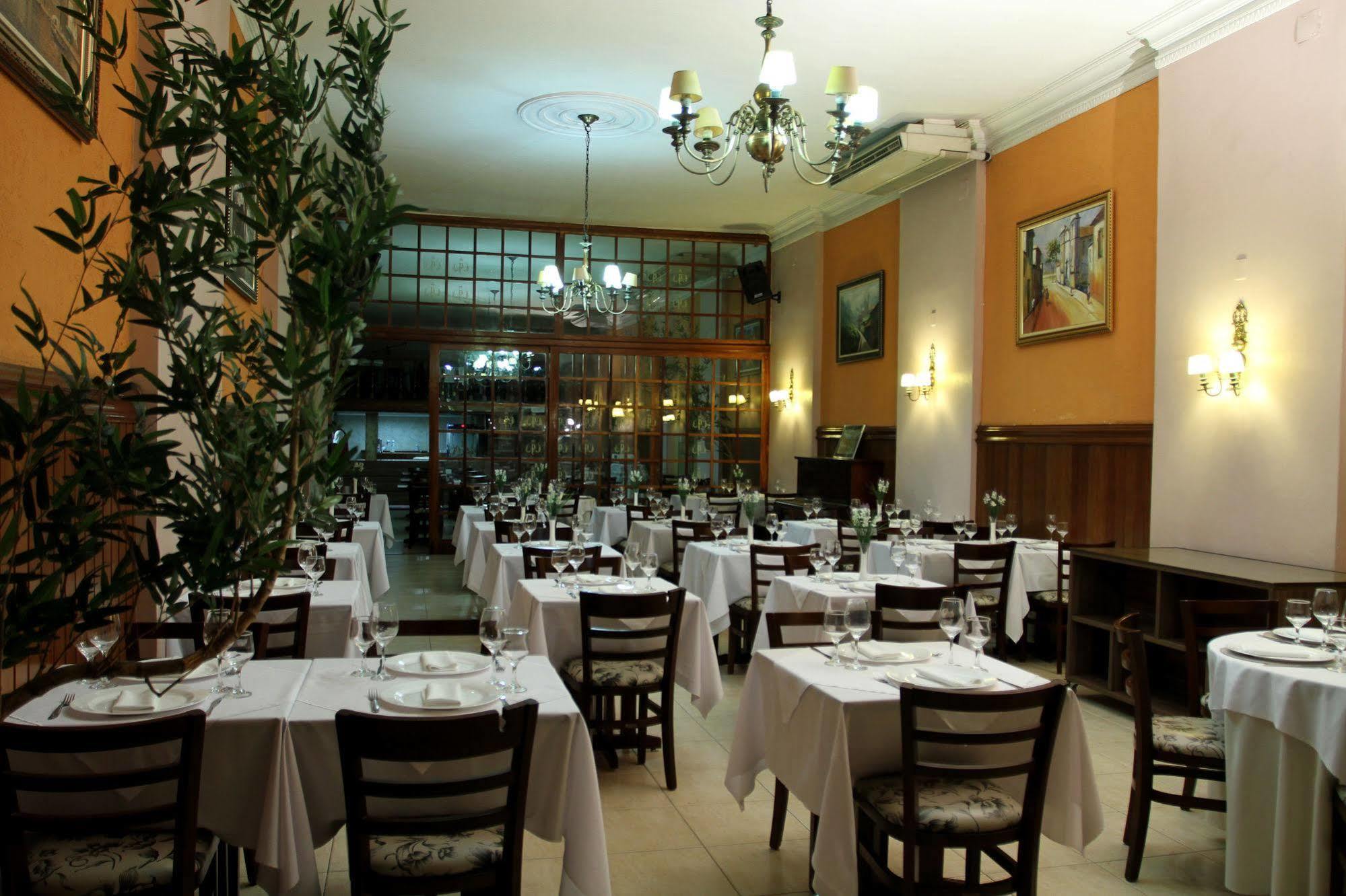 Palace Hotel Кампус-дус-Гойтаказис Экстерьер фото