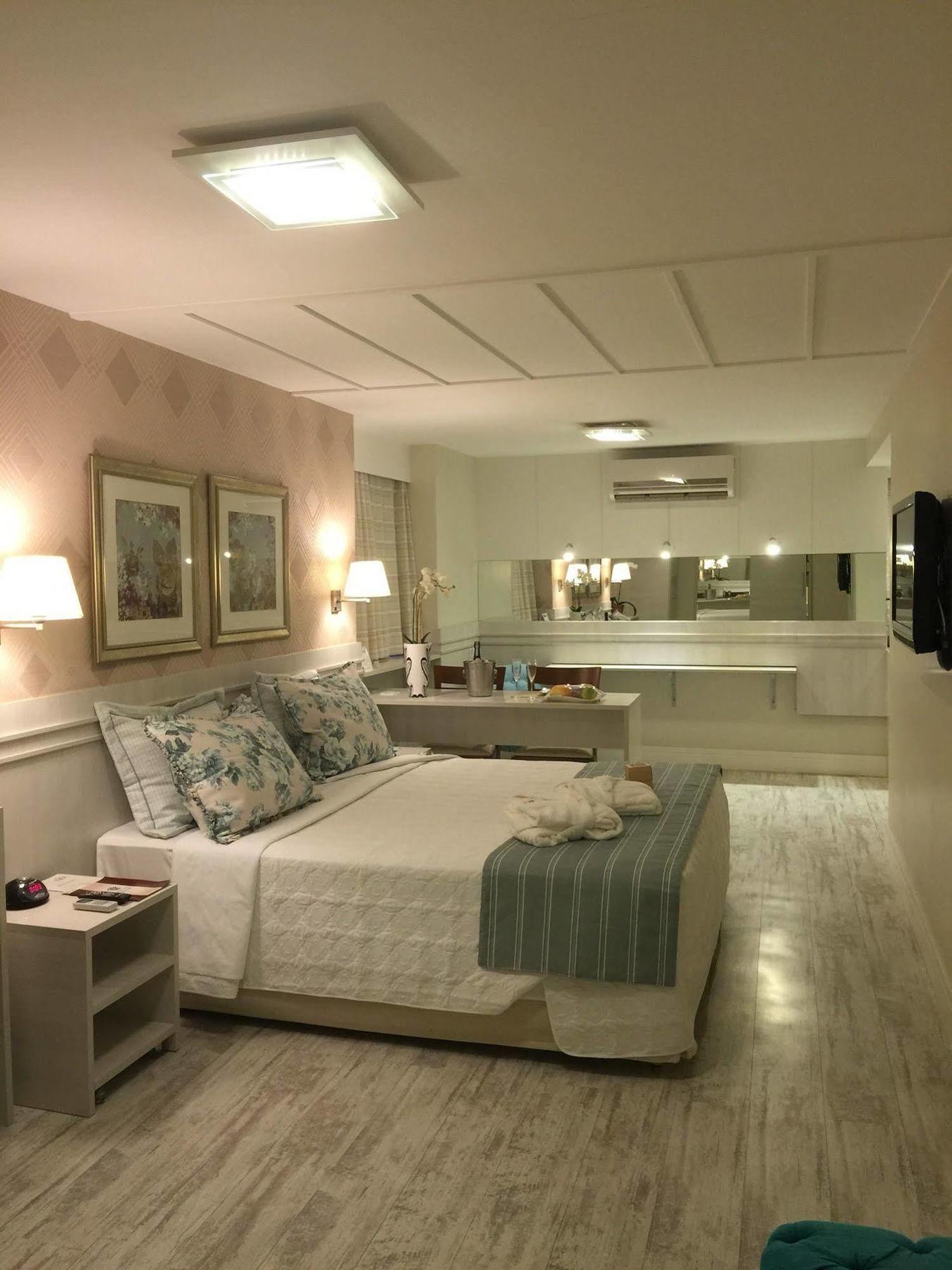 Palace Hotel Кампус-дус-Гойтаказис Экстерьер фото
